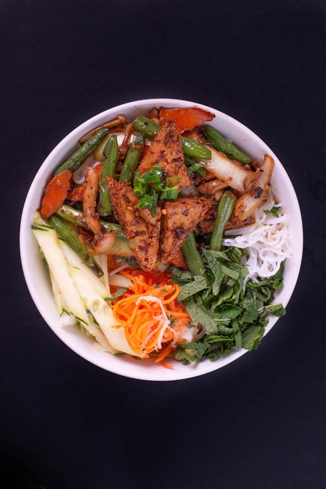 B3 Vegetarian | BUN RAU XAO.
